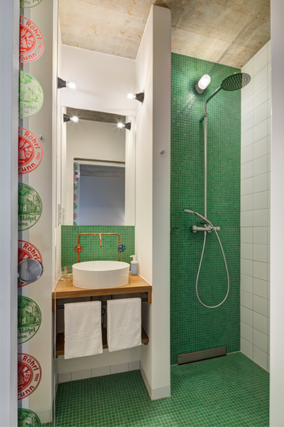 Badezimmer in einem Doppelzimmer Standard des Hotel Röhrl in Sinzing/Eilsbrunn